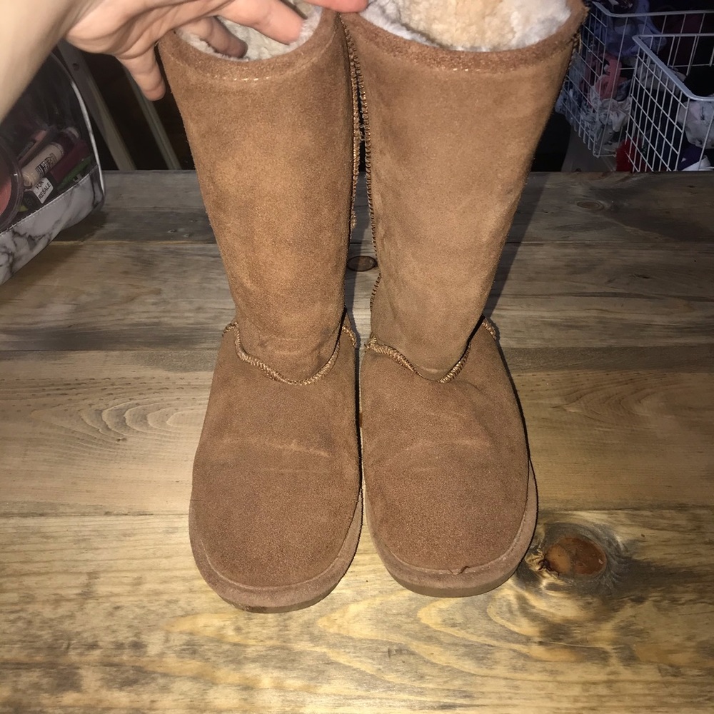Snow boots